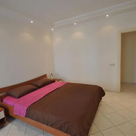 Euro Apartmán *